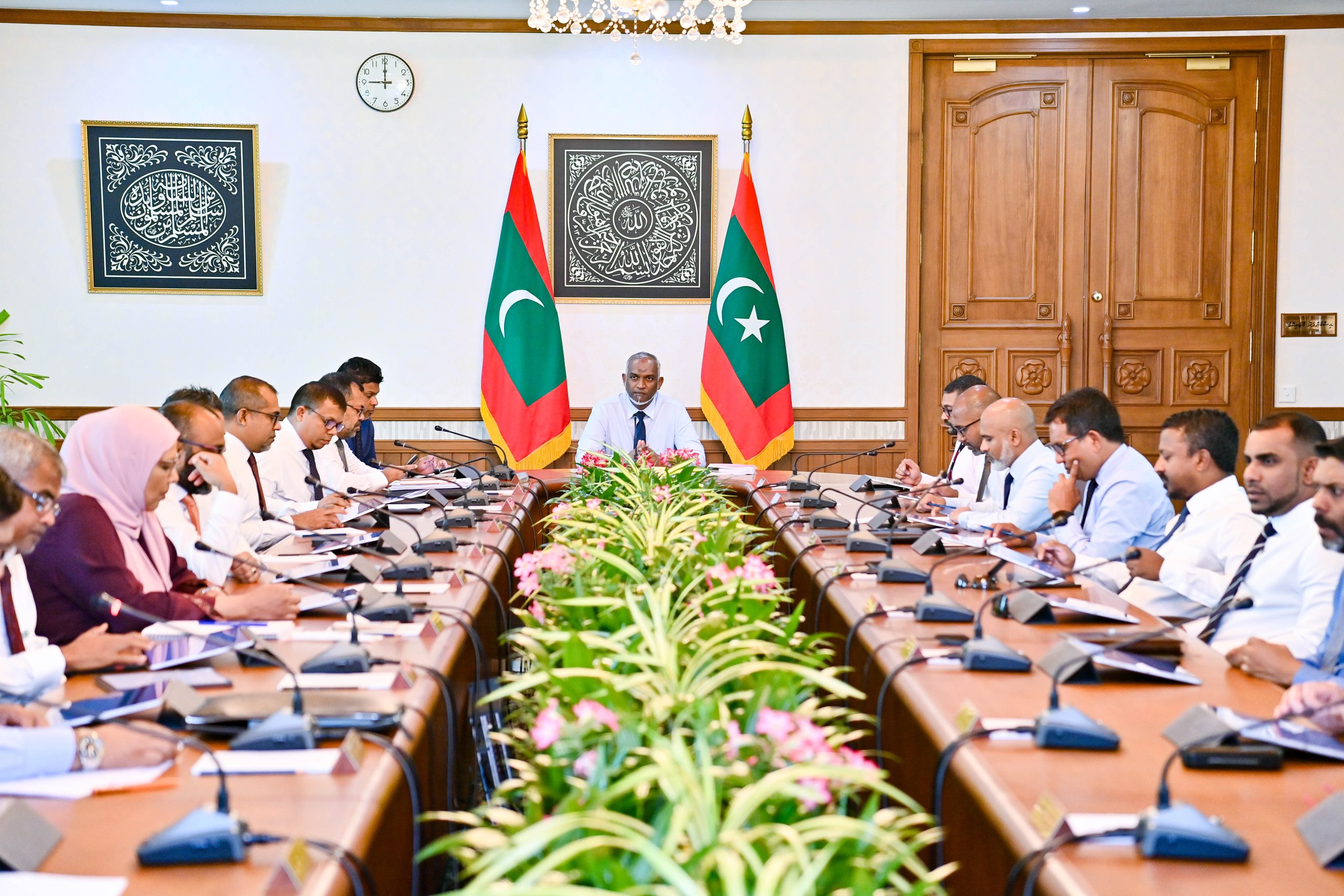 ޚަރަދު ކުޑަކުރުމާއި، އާމްދަނީ އިތުރުކުރުމުގެ ސިޔާސަތު އެކުލަވާލަނީ
