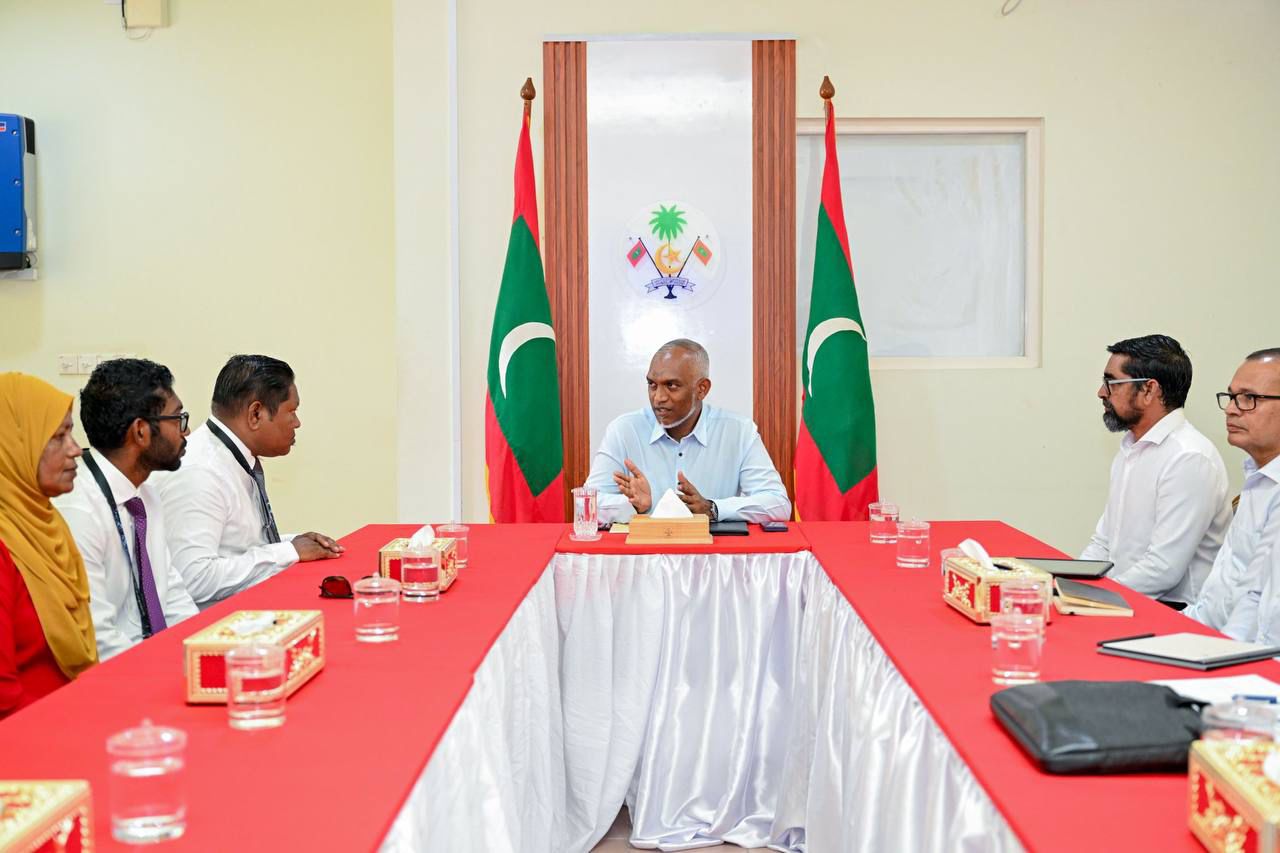 ކައުންސިލްތަކުން އިސްނަގައިގެން ރަށުގެ ތަރައްޤީއަށް މަސައްކަތްކުރުމަކީ ވަރަށްބޮޑަށް ބަލައިގަންނަކަމެއްކަމުގައި ރައީސް ވިދާޅުވެއްޖެ