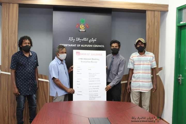 އެމްޕީ ބިގޭގެ ފަރާތުން އަލިފުށީ ރައްޔިތުންނަށް ބައި ލައްކަ ރުފިޔާ!